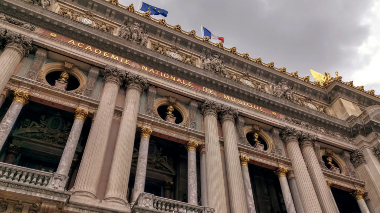 Foto van de Academie Nationale de Musique in Parijs. De foto is getrokken met een Huawei P20 Pro telefoon.